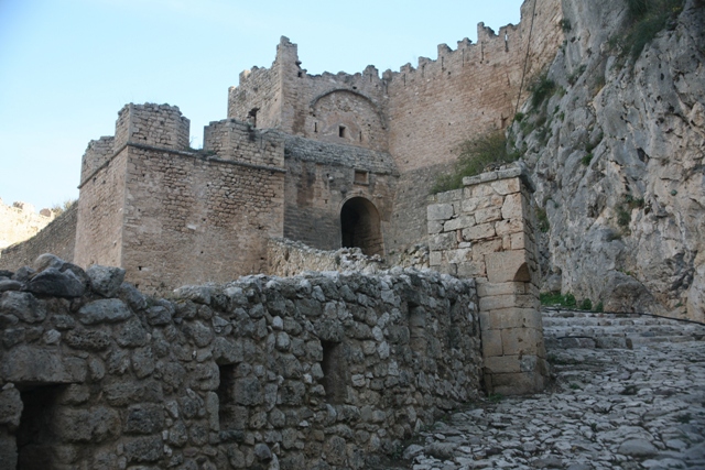 Acrocorinth - Approach to the second gate 